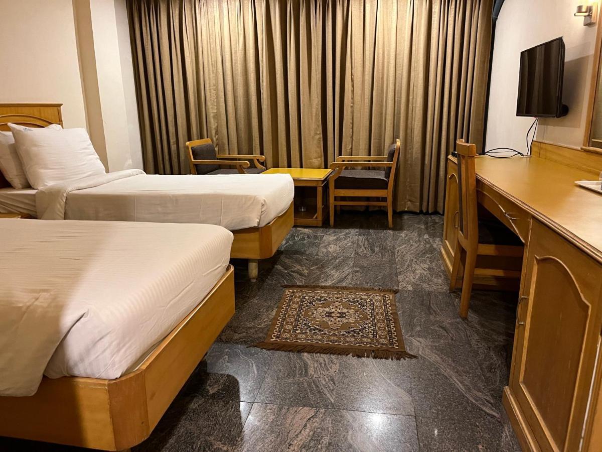 ASR Guesthouse Tirupati Eksteriør billede