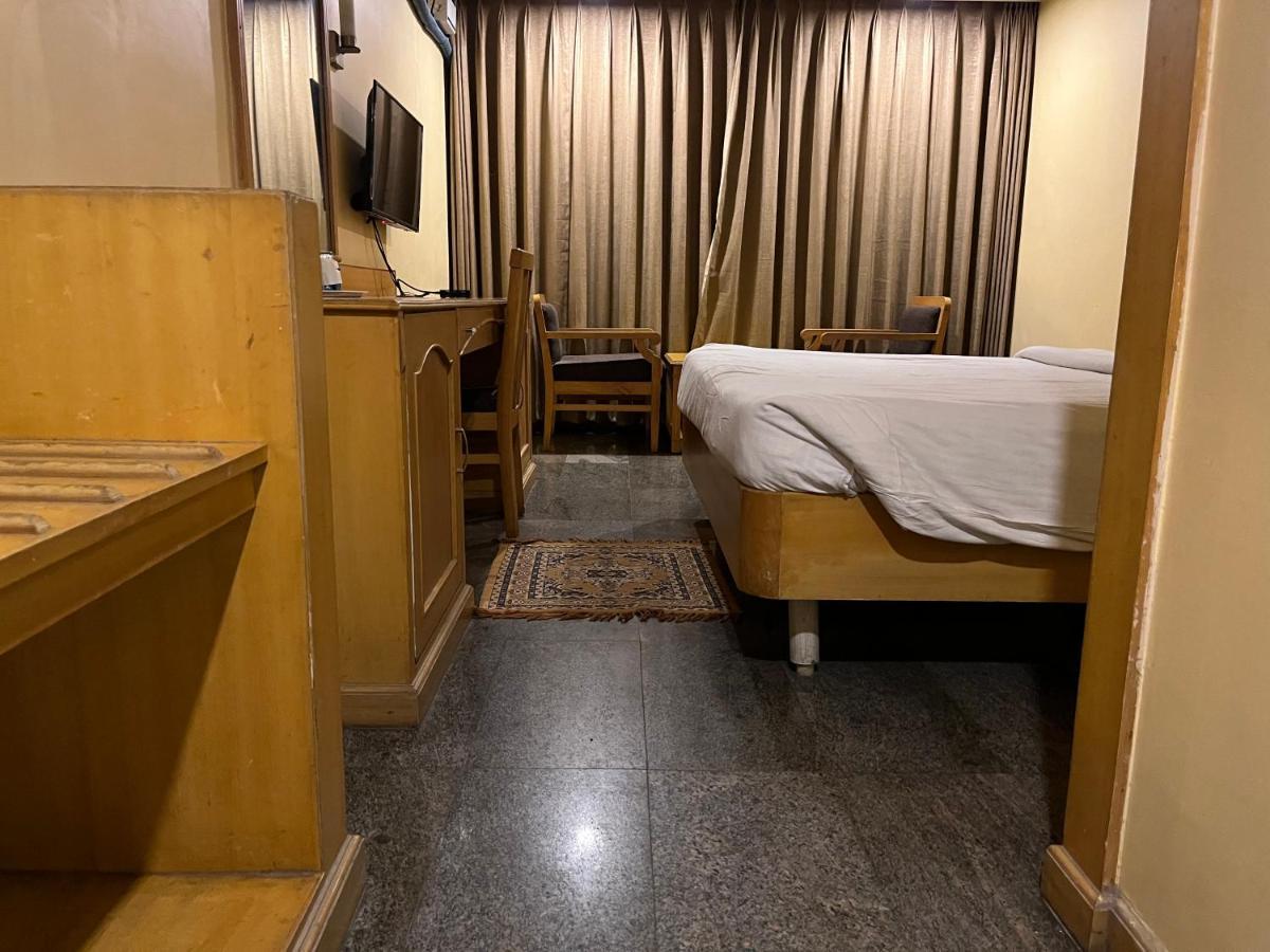 ASR Guesthouse Tirupati Eksteriør billede